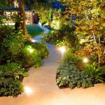 mejores luces solares de exterior para jardin